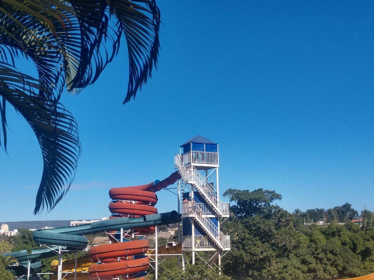 Piazza Diroma Flats Para Temporada Caldas Novas Kültér fotó